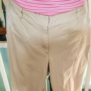 Liz Claiborne Beige Flat Front Capris
